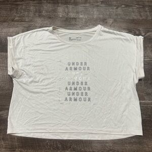 Under Armour White T-Shirt Size Small Loose Fit